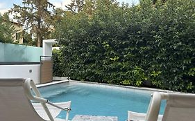 Domenica Diamond Villas - Heated Pool